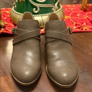 Life Stride | Taupe Ankle Booties